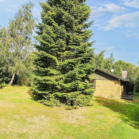 5 Person Holiday Home In Vaeggerlose Feriehus *