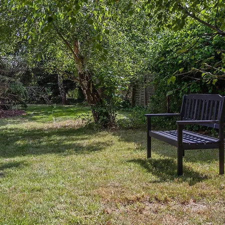 Ferienhaus Bright With Garden Terrace-by Traum *