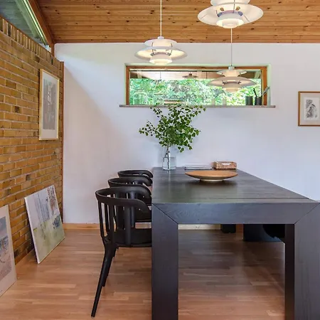 Bright With Garden Terrace-by Traum Ferienhaus