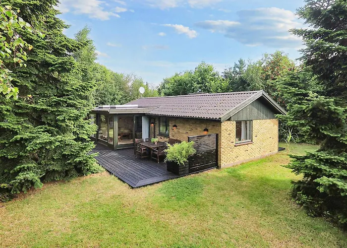 Casa de Férias Bright With Garden Terrace-by Traum *